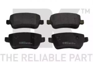Колодки тормозные дисковые задние без датчиков износа с прижимной пластиной и аксессуарами _ FIAT Croma 05~13